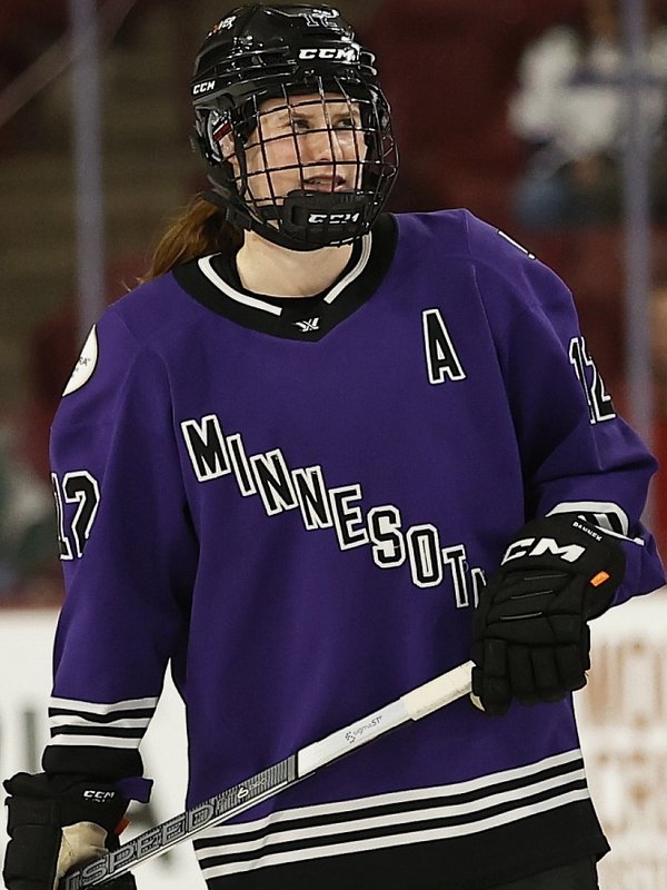 Kelly Pannek forward 2026 US Olympic womens hockey team