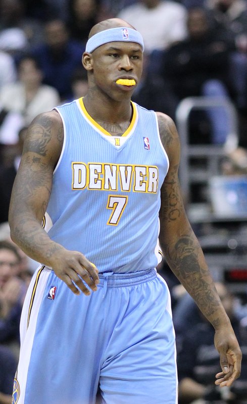 Al Harrington playing for the Denver Nuggets