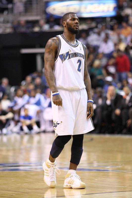 DeShawn Stevenson playing for the Washington Wizards