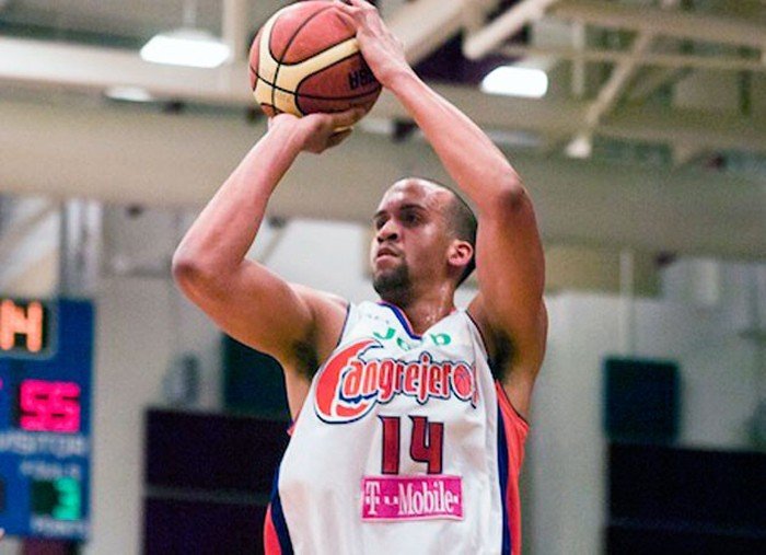 Ricky Sanchez basketball