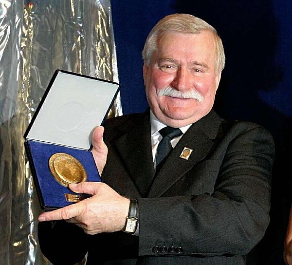 Nobel Prize without its laureate: Lech Wałęsa