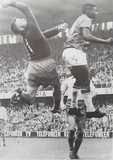 vs Sweden, 1958 Final - 90'