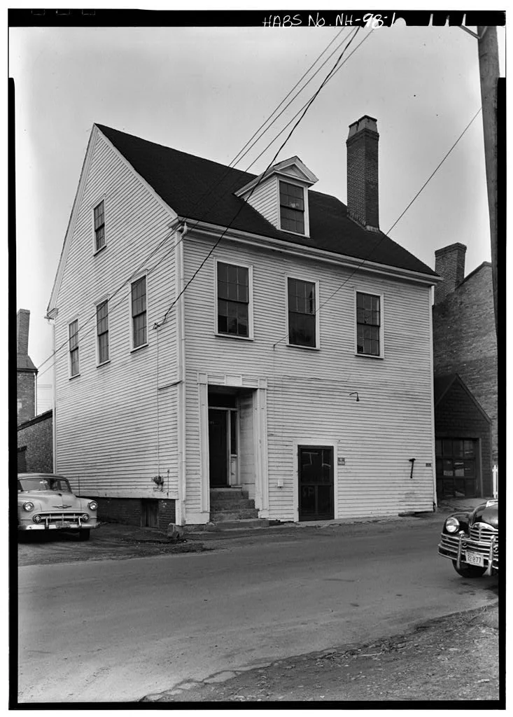 Portsmouth, New Hampshire, capitals of the 13 colonies